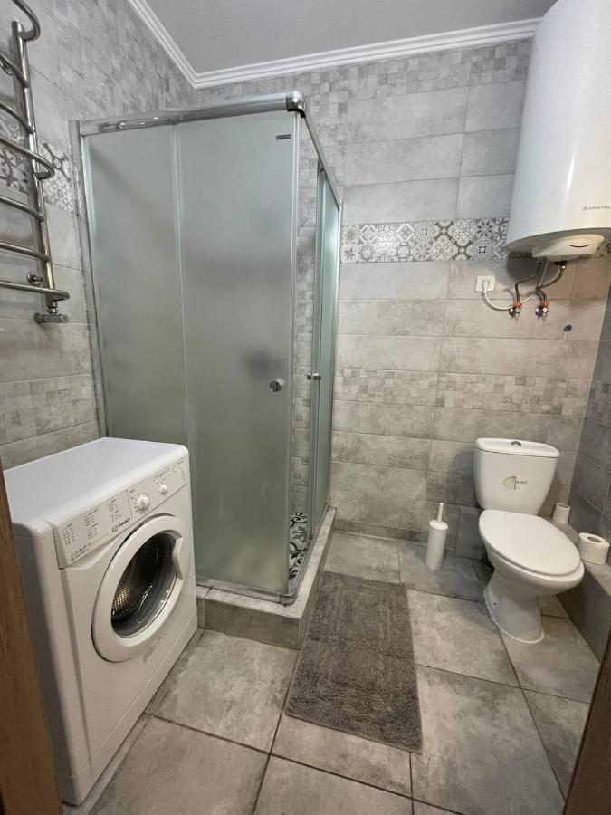 Апартаменти В Центрі Жк Над Бугом Khmelʼnytsʼkyy Exterior foto